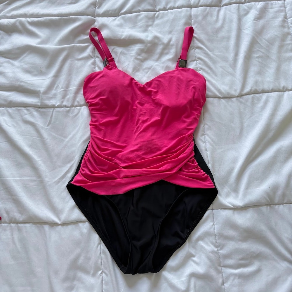 Aqua Green Pink Black Ruched One Piece Swimsuit Womens Medium Beachy Resortwear